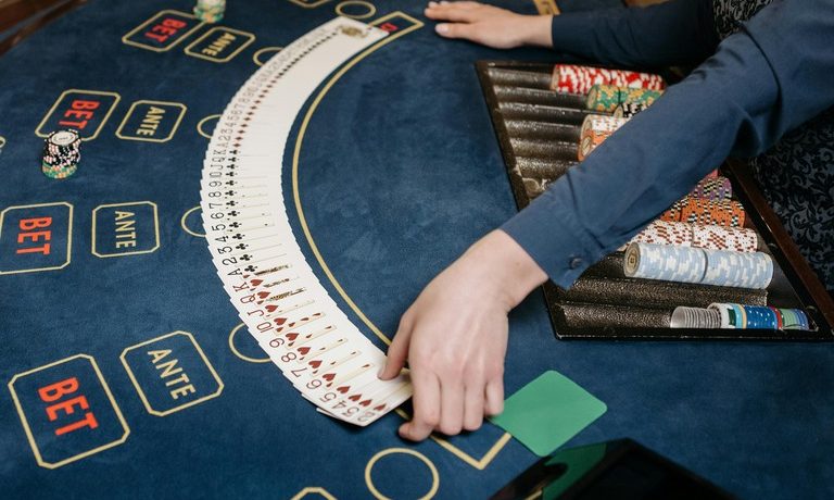 Rakenteellinen muutos Suomessa: Veikkauksen monopoli päättyy vuonna 2027